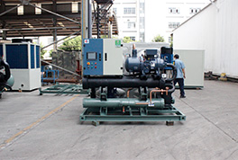 一體式冷水機(jī)組的方便，在于接水通電就能用