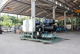 出口國(guó)外的水冷低溫機(jī)，用的是環(huán)保冷媒R404A