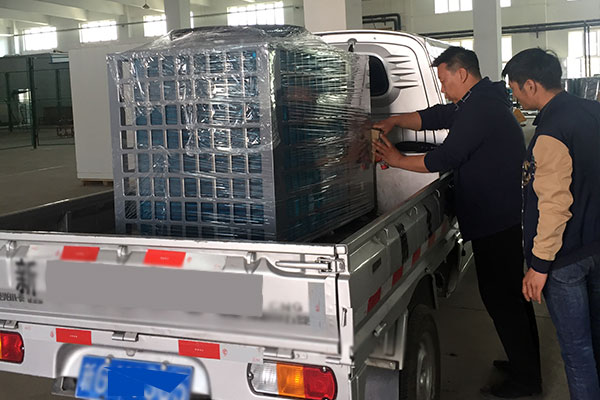 發(fā)貨現(xiàn)場(chǎng)